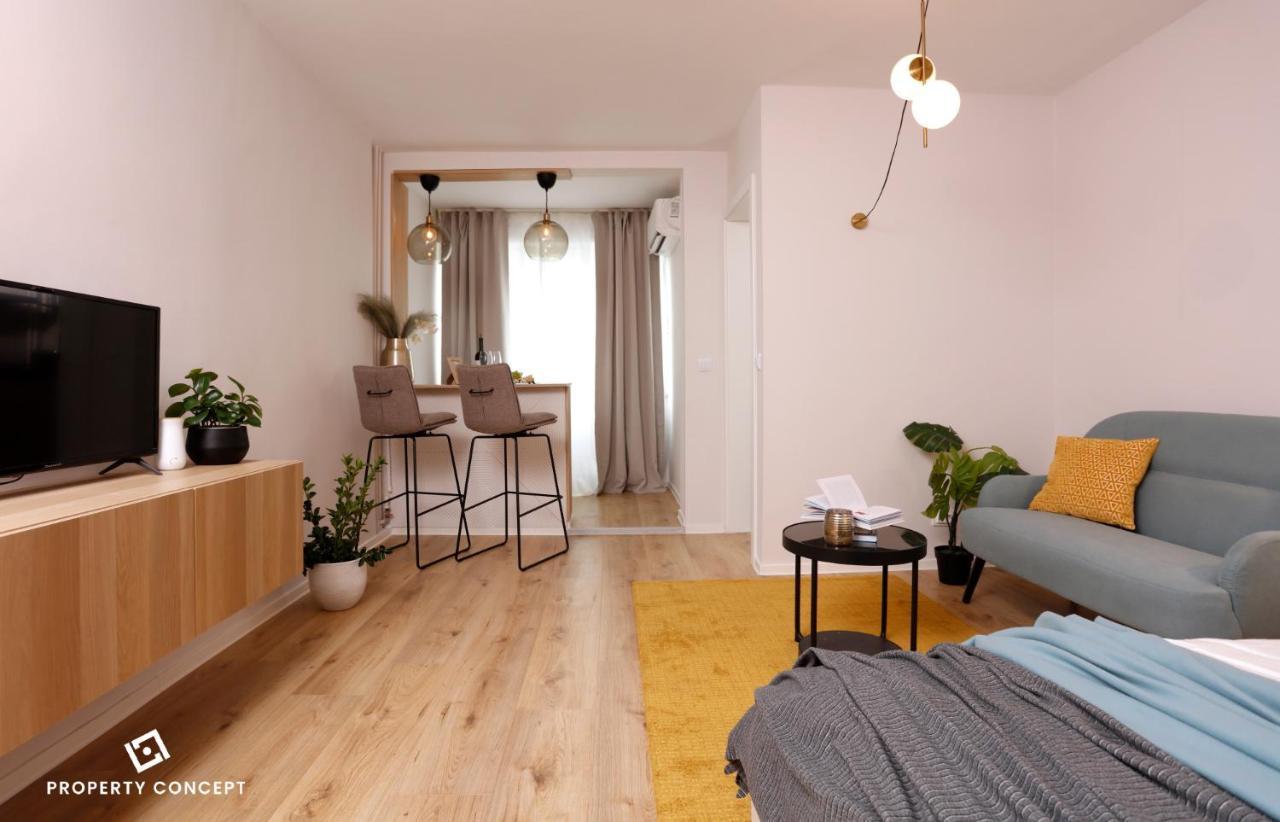Brand New Lovely Studio Near Metro Station Бухарест Екстер'єр фото